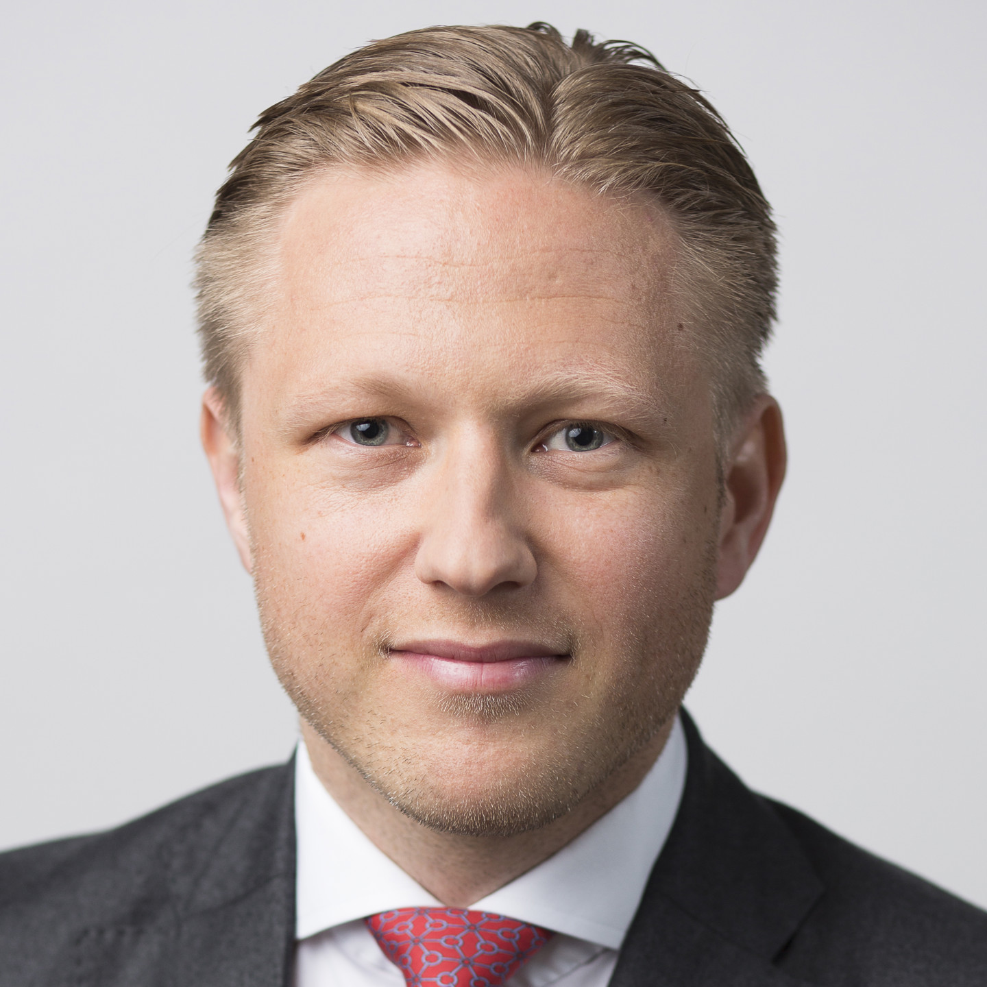 Carl-Henrik.Einar Investment Controller-300dpi.jpg