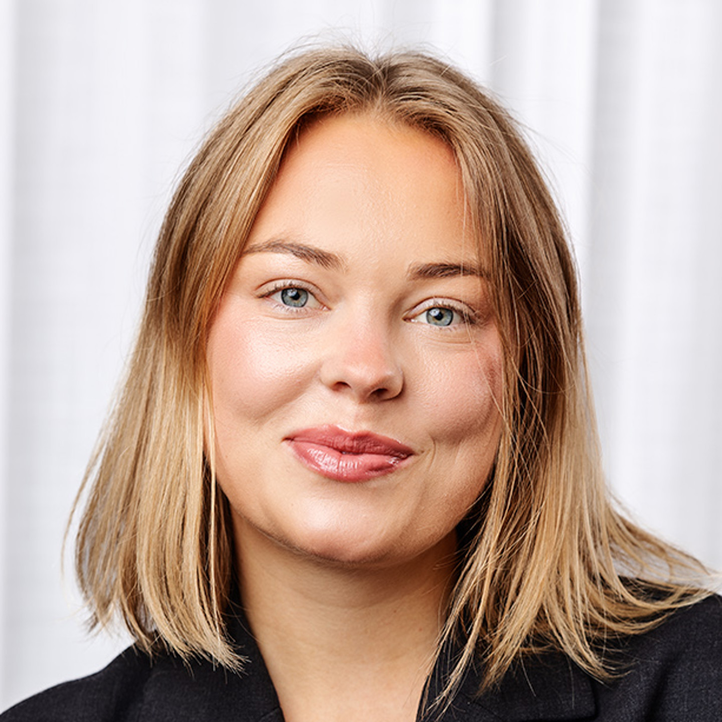 Madeleine LR