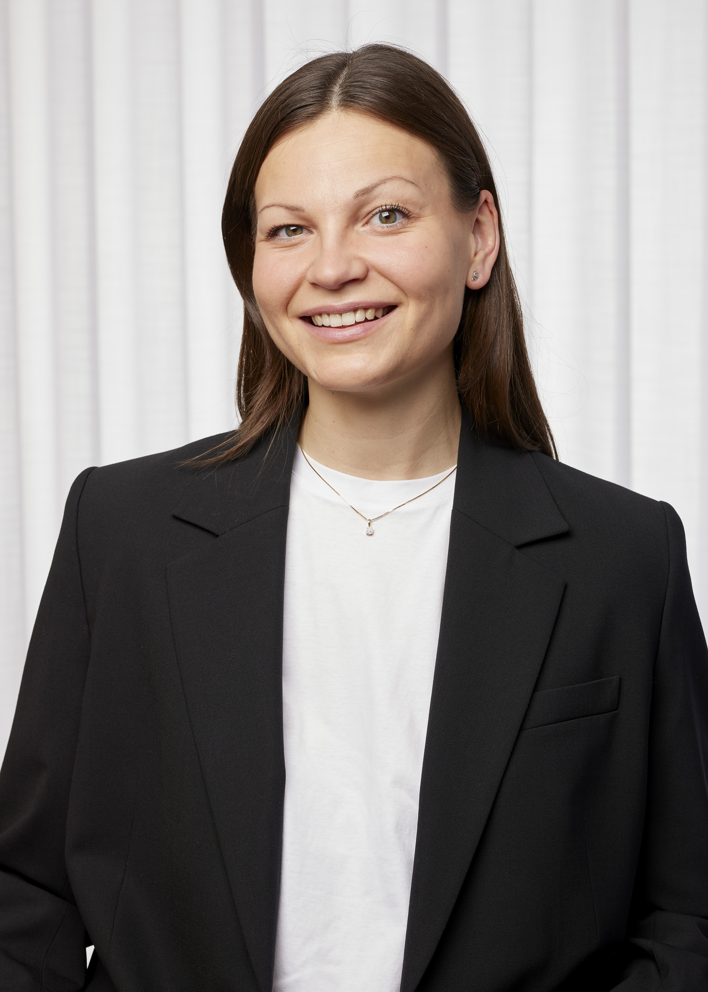 Azra Bagasic