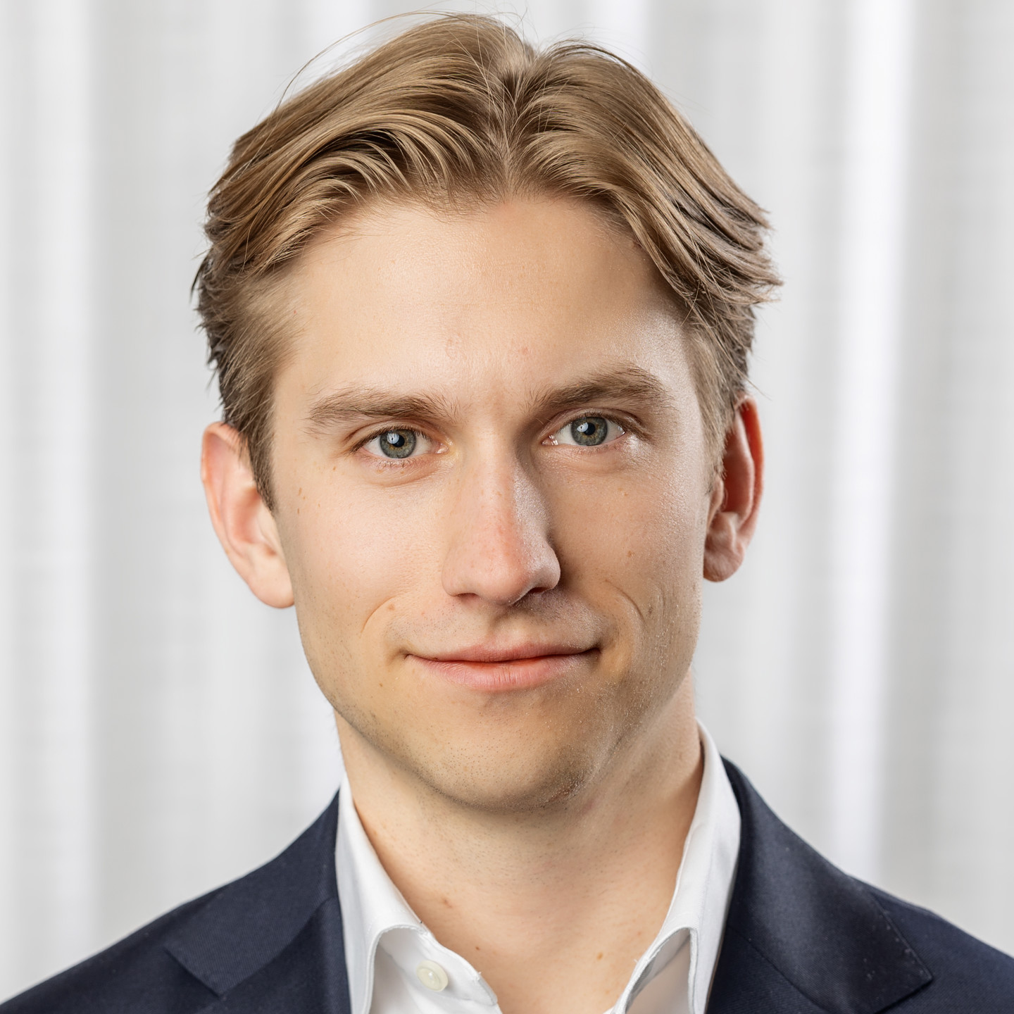 Oliver Hagman Cropped 13A7551