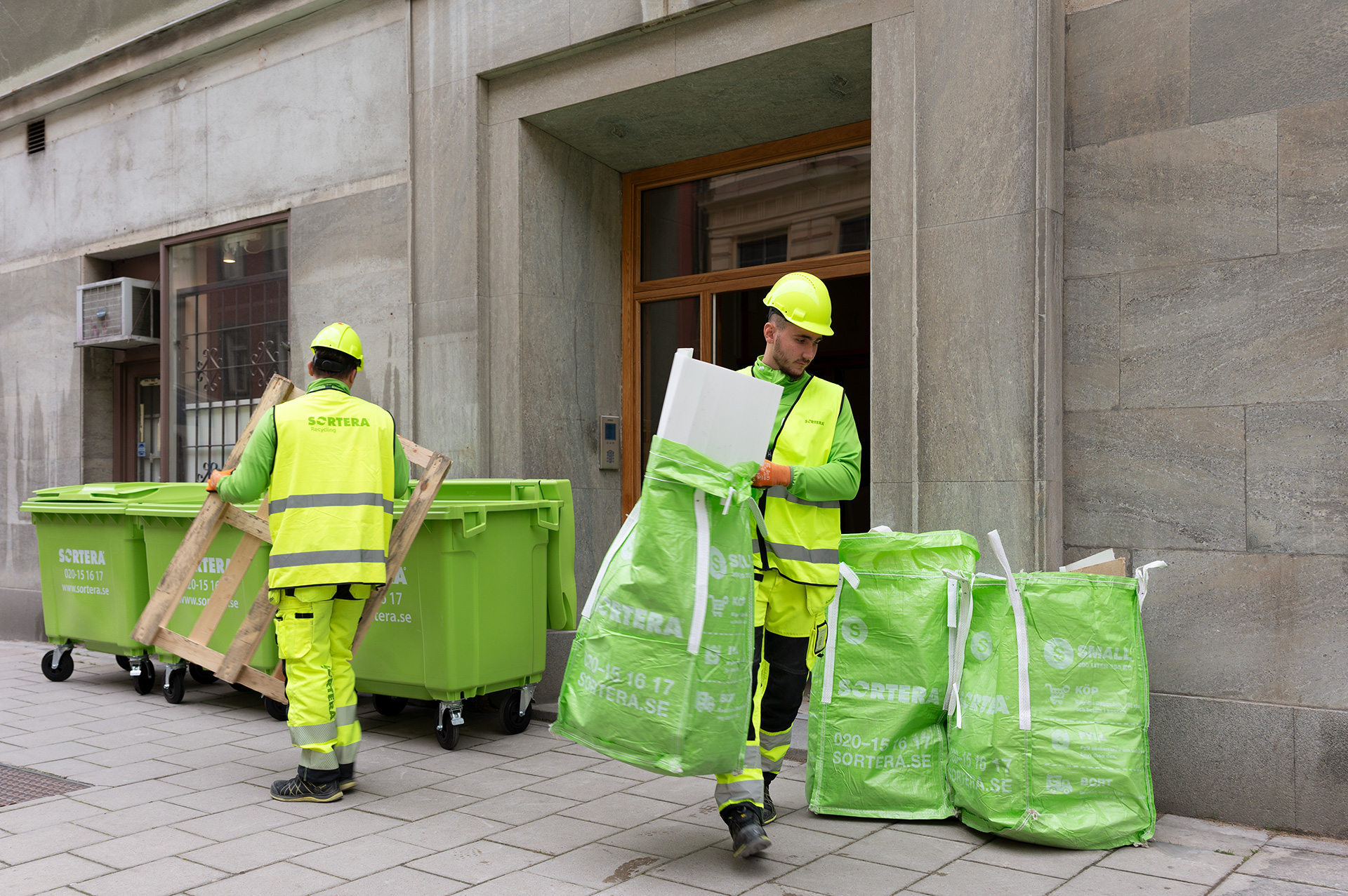 Sorteramedarbetare Byggavfall