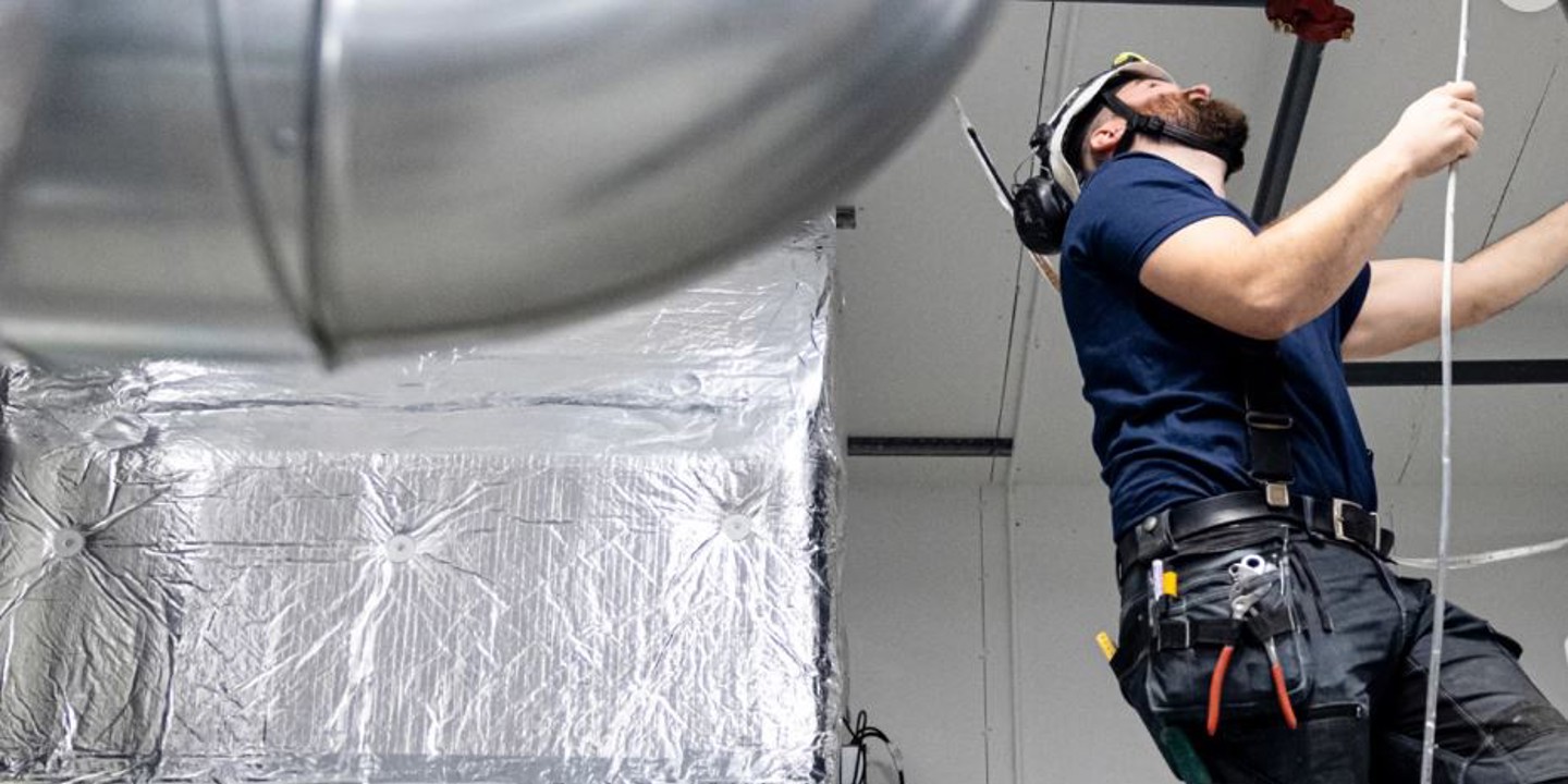 Hjo Installation Foto 1